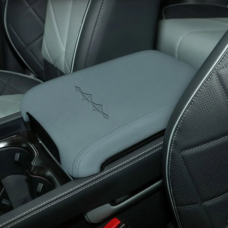 Center Console Armrest Box Protective Cover for BYD Leopard 5 2023-2026 Refrigerator Cover Interior Modification Accessory